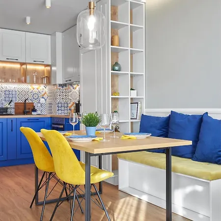 The Swing Apartment *